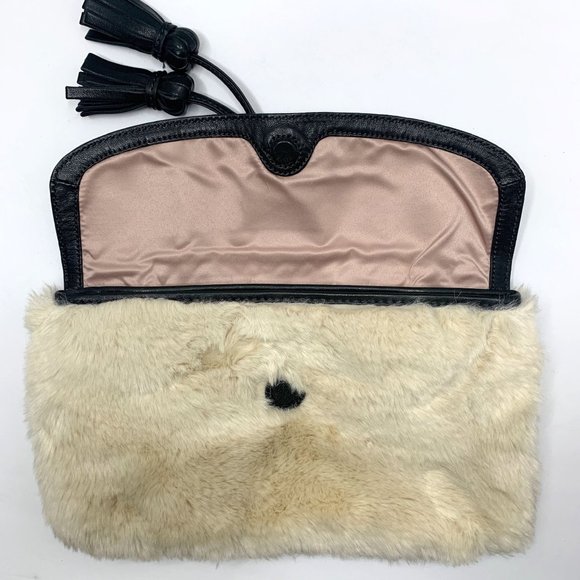 RARE JUICY COUTURE Cream Fur & Black Leather Wristlet Clutch - Picture 7 of 12